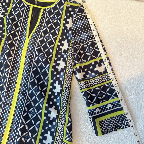 Vince Camuto keyhole geometric print shift dress blue/white/neon yellow-green - Picture 14 of 14